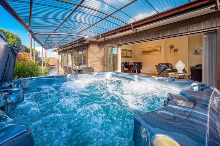 77 San Marino Drive West Henderson_22