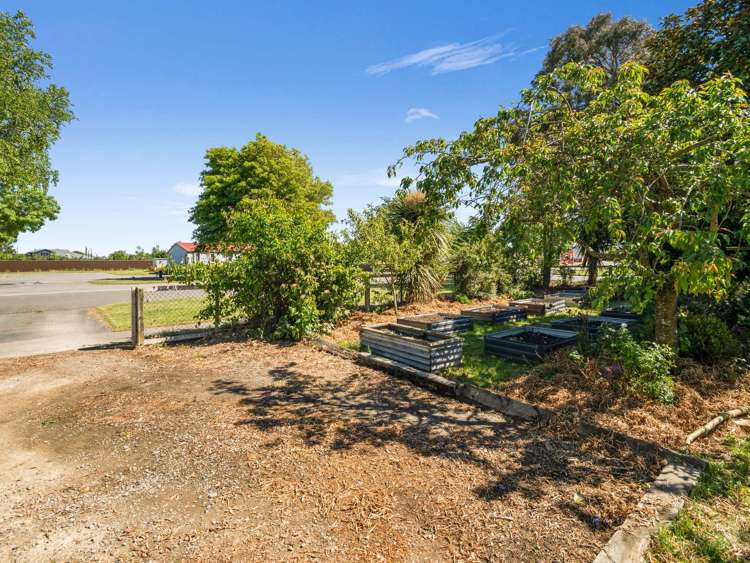 18 North Terrace Darfield_28