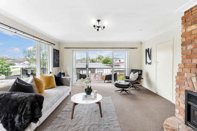 12 Taipari Road Te Atatu Peninsula_11