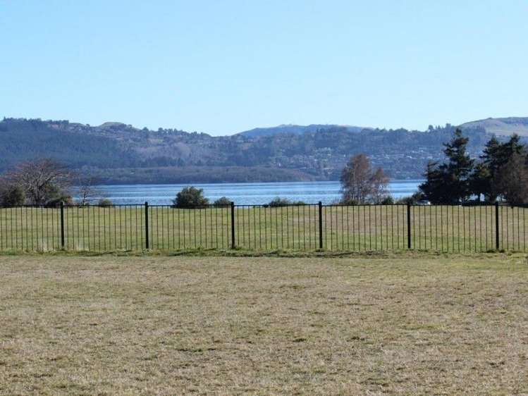 61 Victory Drive Wharewaka_1