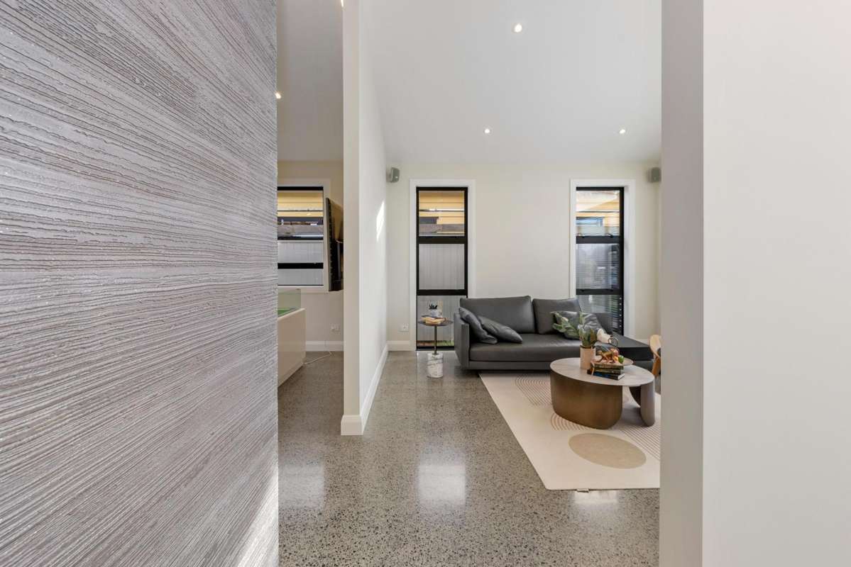 13 Croatia Avenue_5