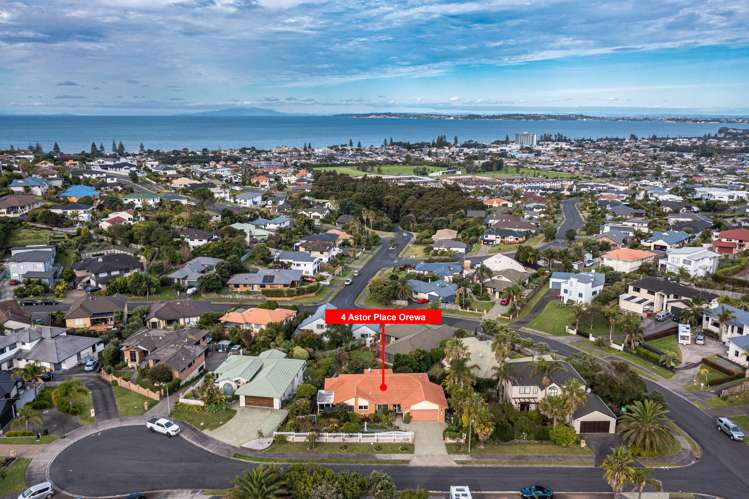4 Astor Place Orewa_20
