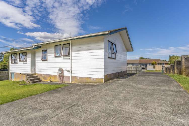 1 Tabitha Crescent Henderson_24