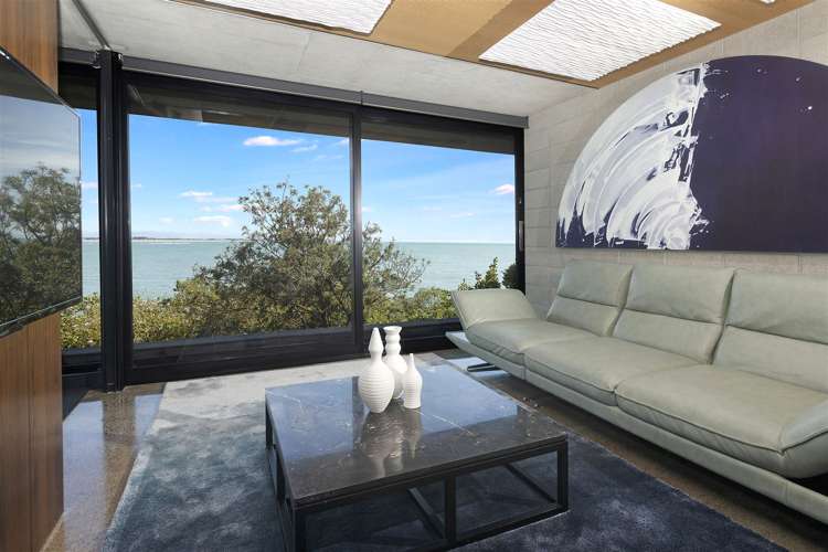 1 Whitewash Head Road Scarborough_27