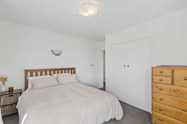 282 Tremaine Avenue Takaro_16