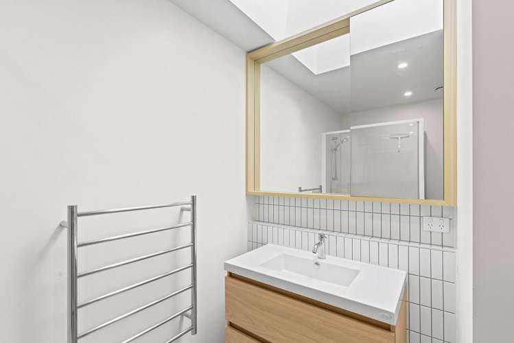 11A Cuba Street Petone_8