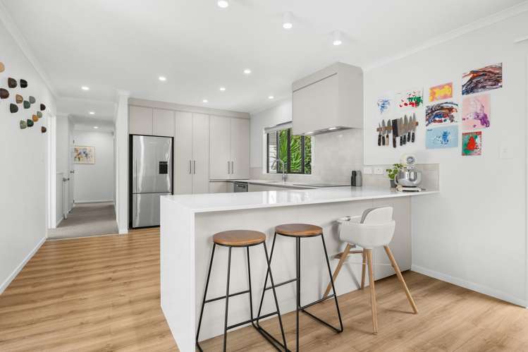 3A Mossford Green Pahurehure_6