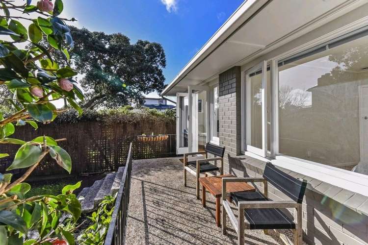 2/12a Sanders Avenue Takapuna_6
