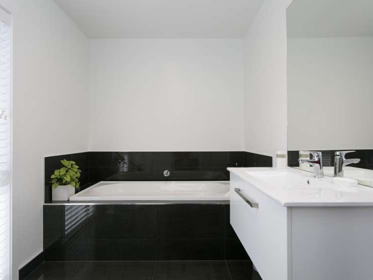 15 The Pheasant Tail Nukuhau_7