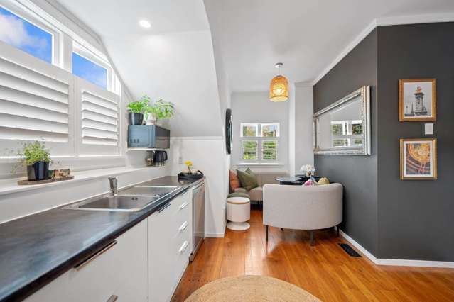 1/12a Church Street Devonport_2