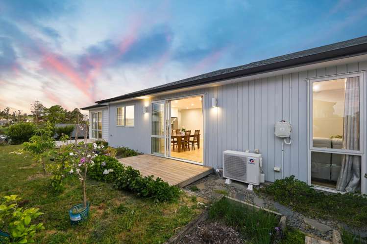 6 Ahorangi Road Silverdale_12