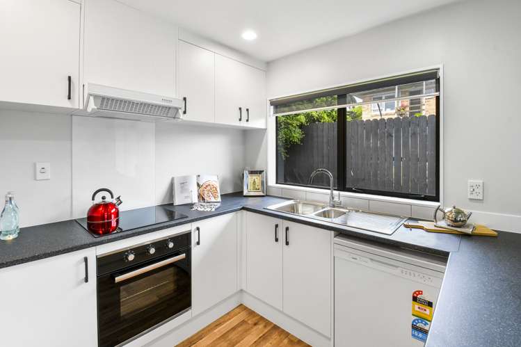 30 Koru Street Mangere Bridge_20