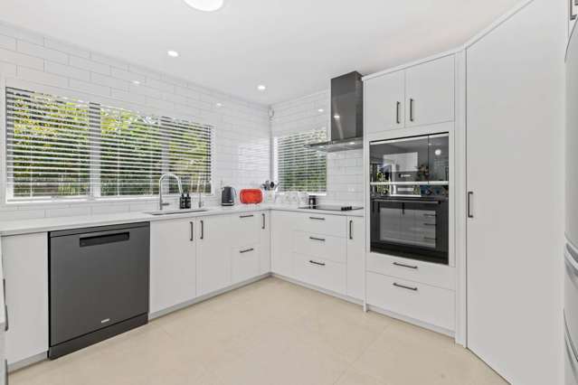 2/12 Westview Court Somerville_4