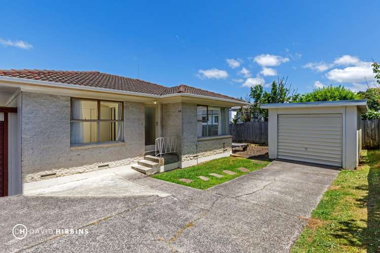 2/16 Mannering Place Hillcrest_1