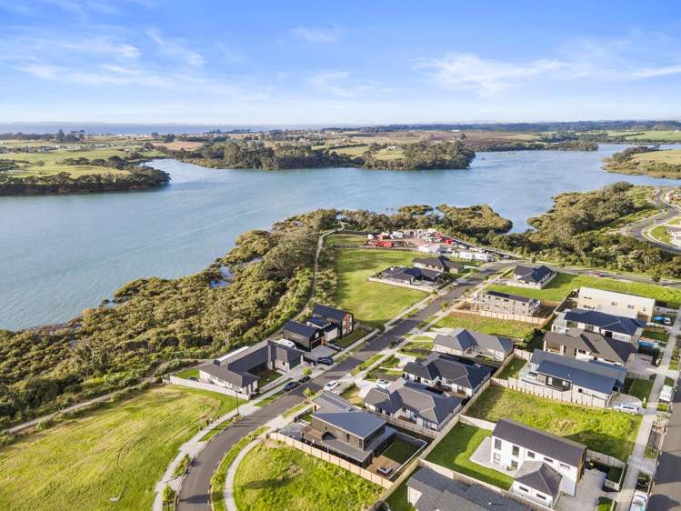 32 Tahuna Minhinnick Drive Glenbrook_40