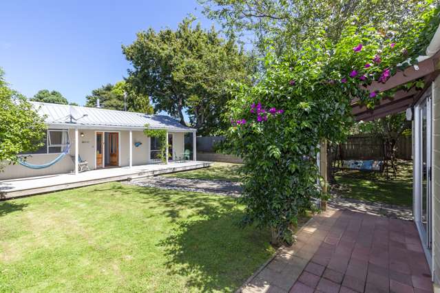 29 Tui Road Raumati Beach_1