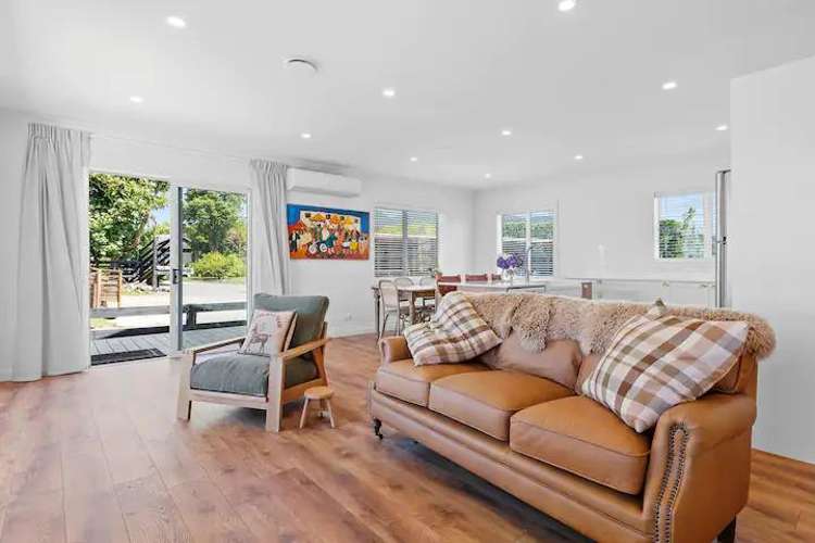 43 Donnelly Street Oakura New Plymouth Houses for Rent One Roof