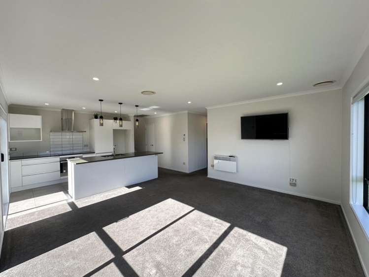 23 Helenvale Crescent 1765_3