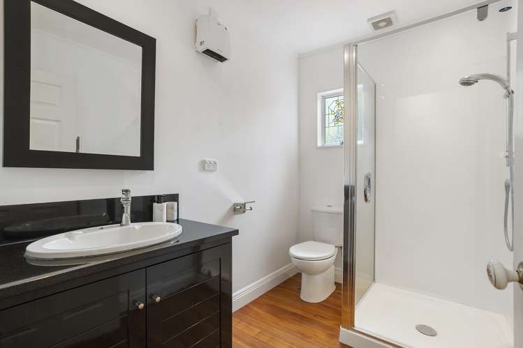 15d Allendale Road Mount Albert_12