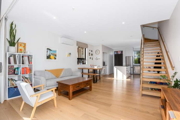 16A Inglis Street Seatoun_13