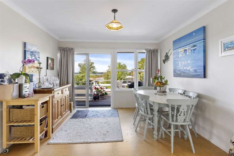 10 Kelvin Crescent Te Atatu Peninsula_11