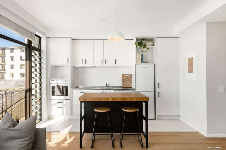 2h/7 Charlotte Street Eden Terrace_2