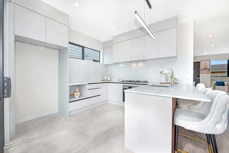 23b Studfall Street Pakuranga Heights_5