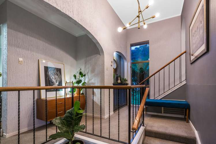 2 Pohue Grove Stokes Valley_23