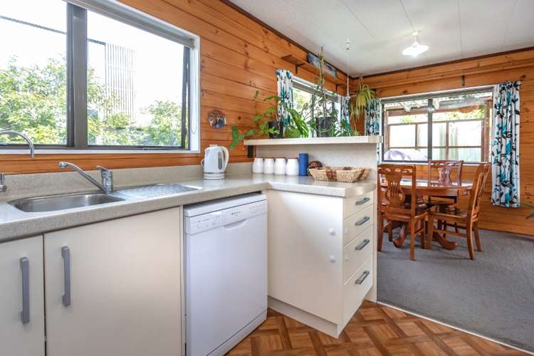 121 Onemana Drive Onemana_11