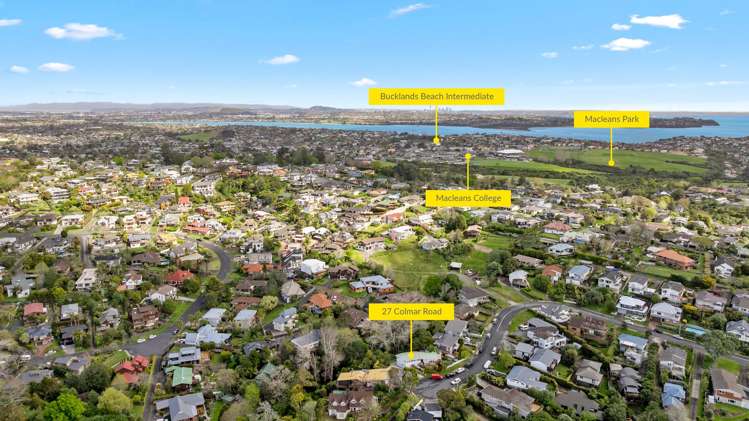 27 Colmar Road Mellons Bay_30