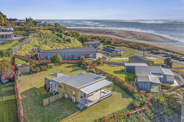 6 Wainamu Road Raglan_2