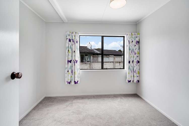 21A Southsea Crescent Silverdale_8