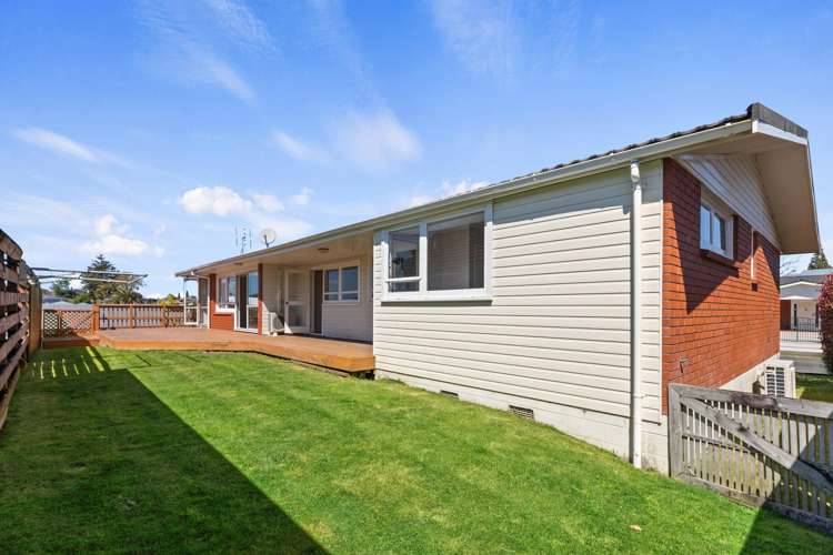 1 Weka Street Matua_18