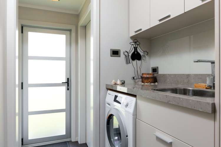 1/18 Broadway Picton_23