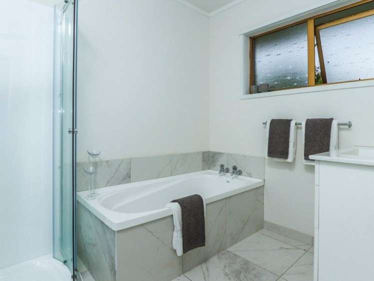 3/27 Waitemata Road Hauraki_11