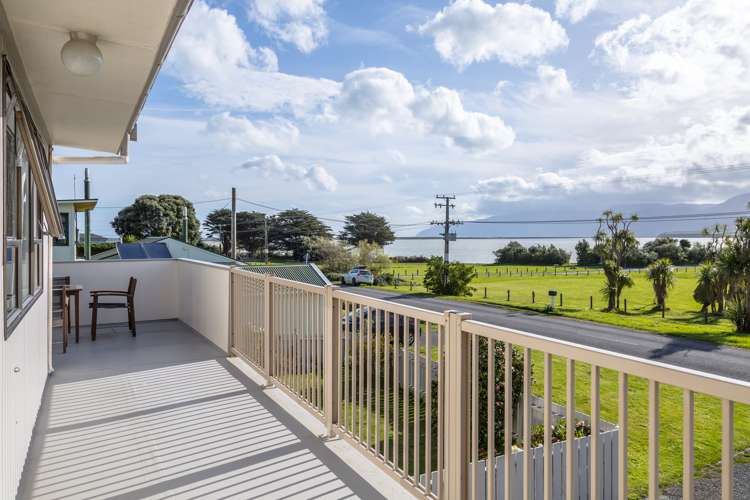 72 Lake Ferry Road Lake Ferry_7