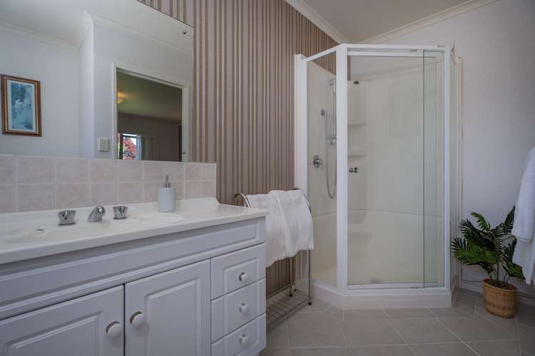 3 Willow Grove Tairua_15