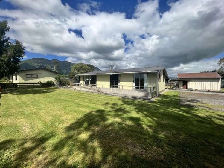 79A & 79B Gordon Avenue Te Aroha_2