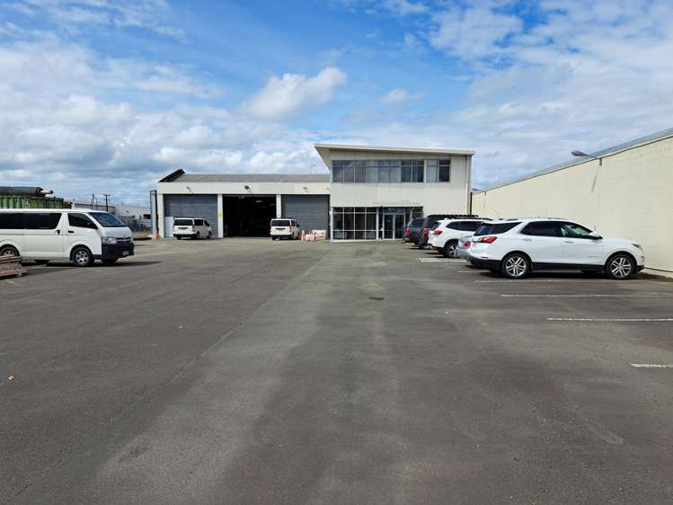 83 Keith Street Roslyn_11