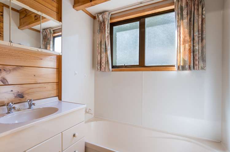 2 Lingfield Place Richmond_5