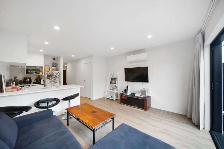 28/137 Hall Avenue_2