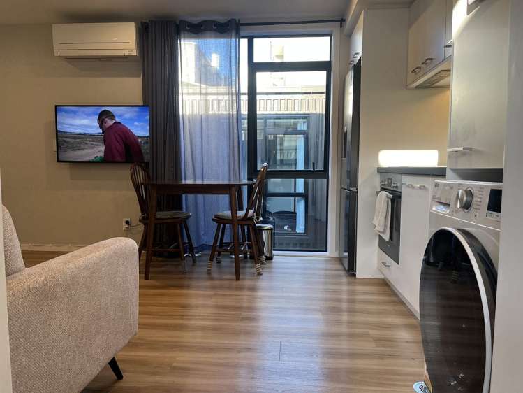 4A/40 Dudley Street Hutt Central_2
