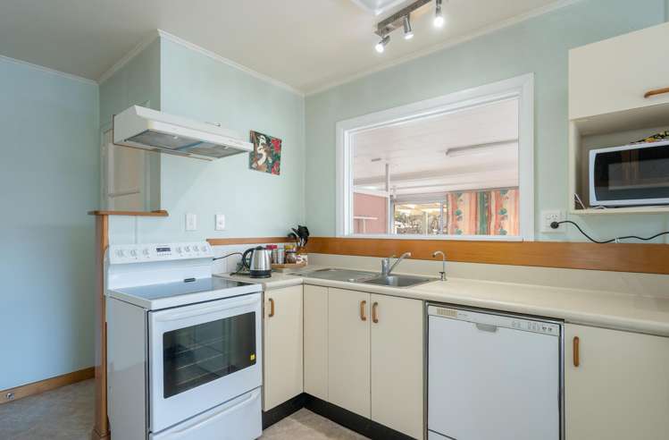 402 Main Road Stoke Stoke_2