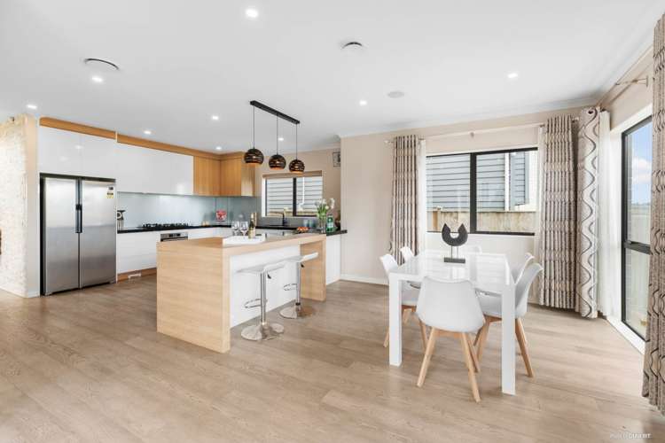 2 Kilcadden Drive Flat Bush_4