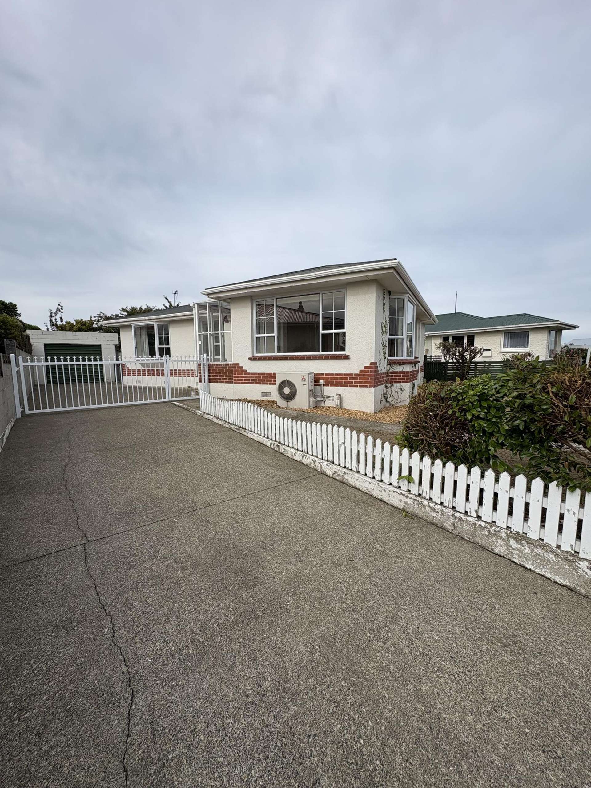 33 Kilmarnock Avenue Strathern_0