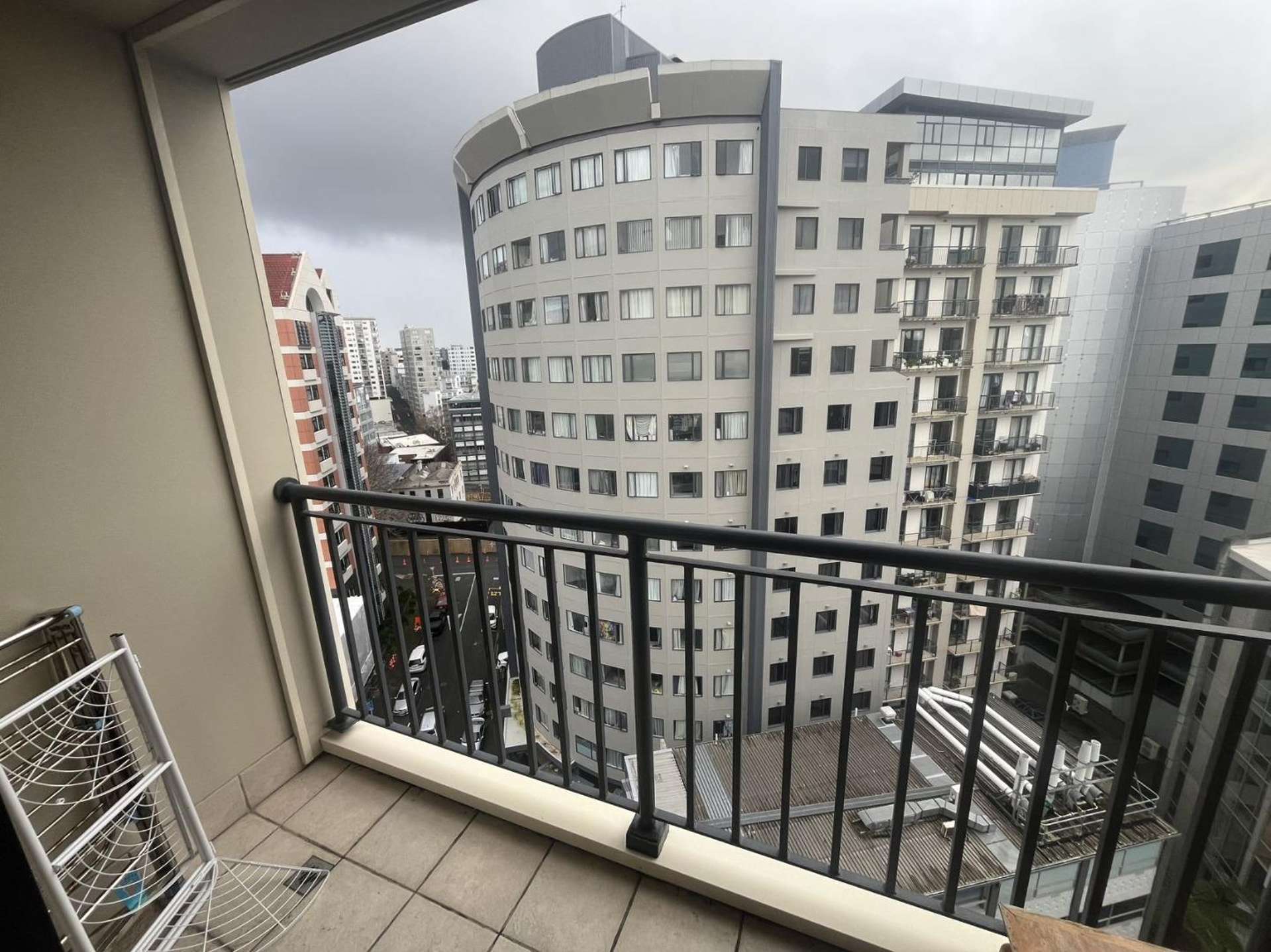 12L /15 Mount Street City Centre_0