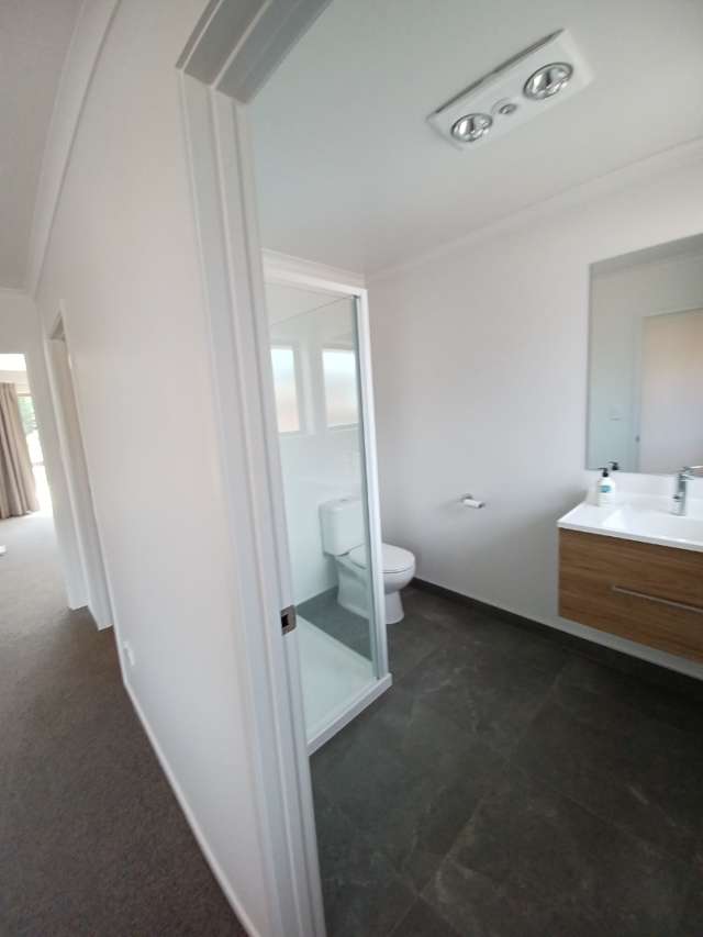 5 Sampsons Way 10570_3