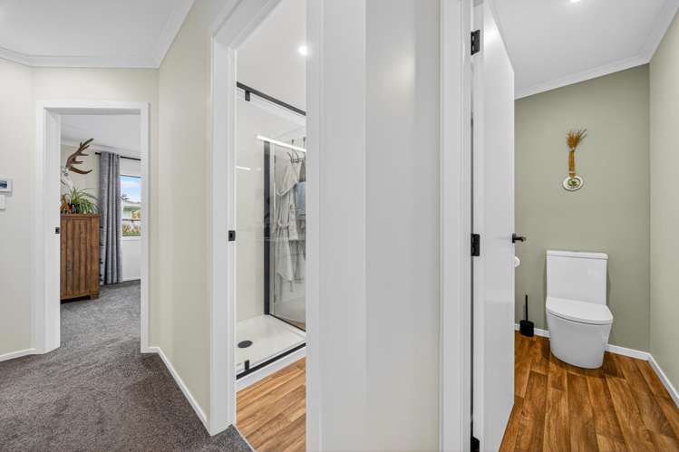 3 Huia Way Featherston_15