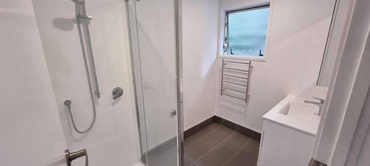 1/7 Branston Avenue Browns Bay_13