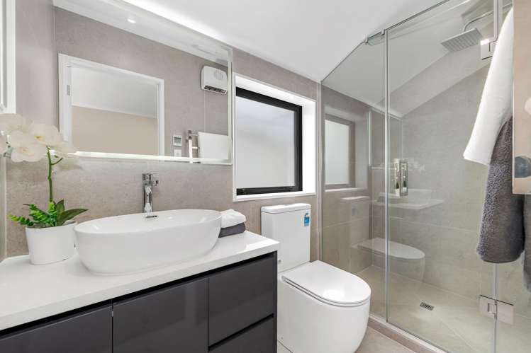 32 Hermitage Street Flat Bush_16